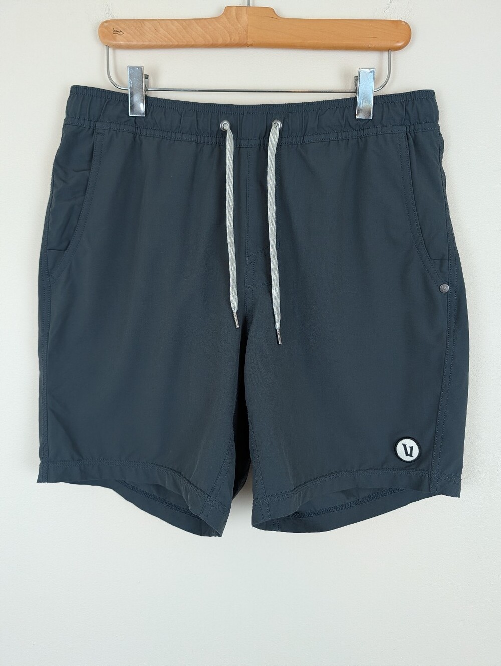 Vuori Kore 7" Lined Athletic Shorts